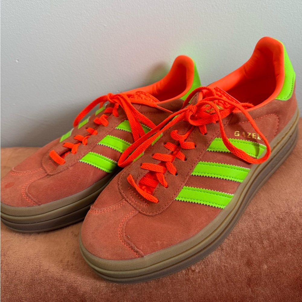 Adidas platform gazelle in bright colors